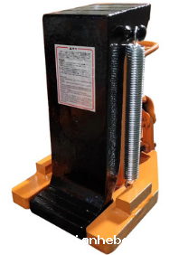 车辆被洪水淹没时开云体育下载ios能帮你自救